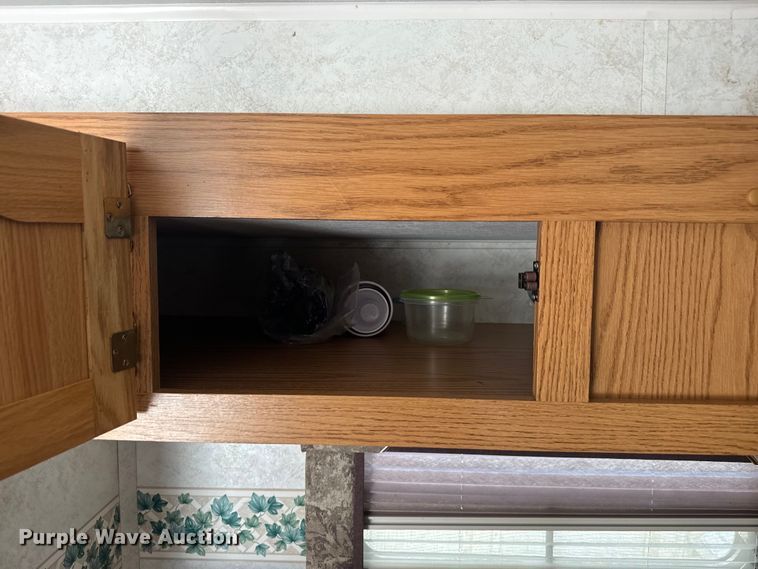 image for item EK1439 2003 Forest River  Flagstaff camper