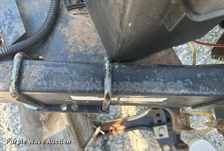 image for item EK1439 2003 Forest River  Flagstaff camper