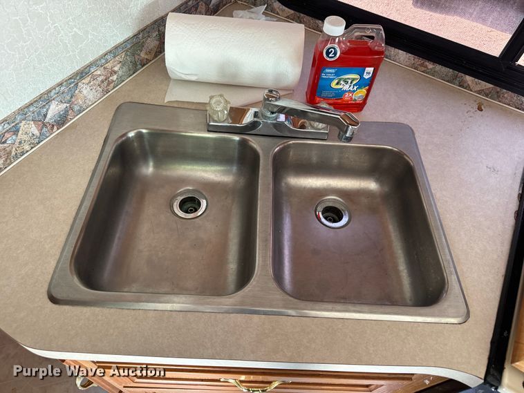 image for item EK1440 1999 Coachman Catalina Sport RV