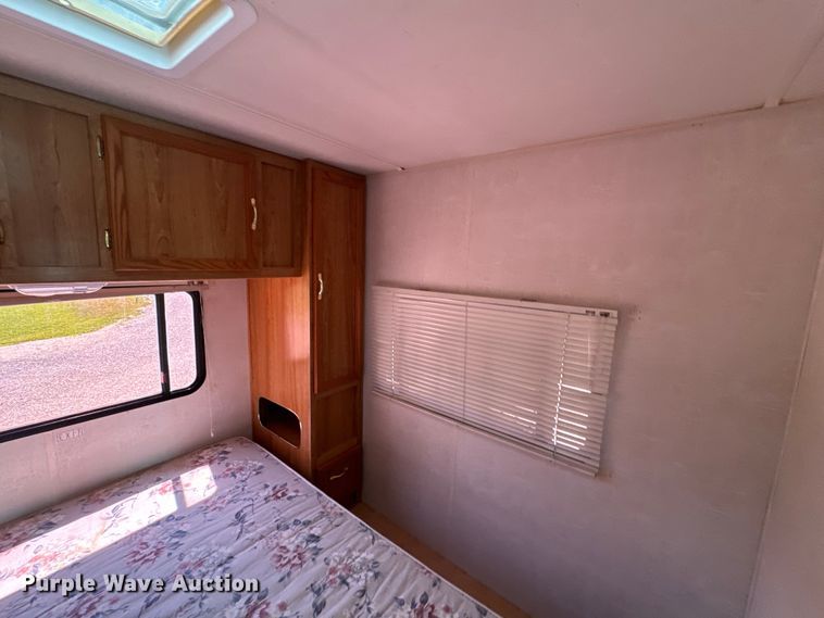 image for item EK1440 1999 Coachman Catalina Sport RV