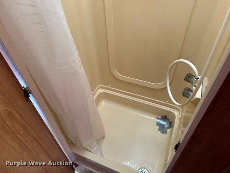 image for item EK1440 1999 Coachman Catalina Sport RV