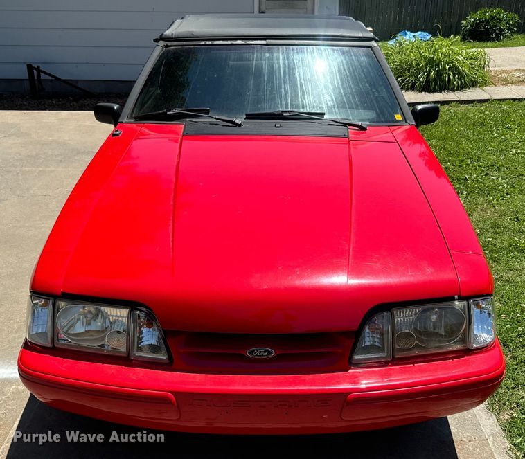 image for item EK1443 1993 Ford Mustang convertible