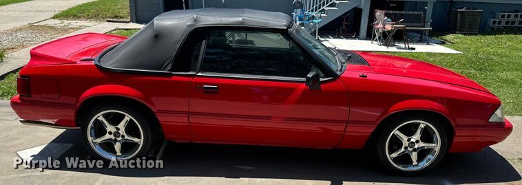 image for item EK1443 1993 Ford Mustang convertible