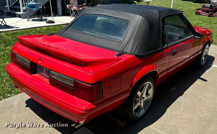 image for item EK1443 1993 Ford Mustang convertible