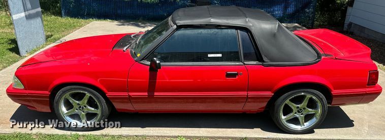 image for item EK1443 1993 Ford Mustang convertible