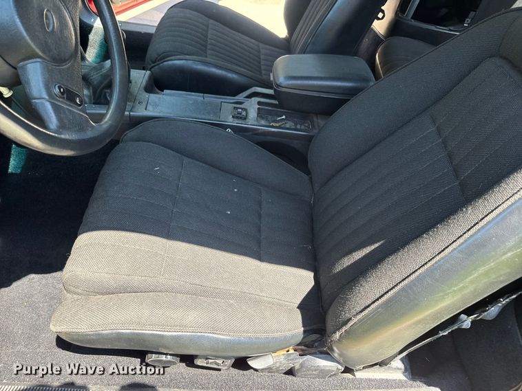 image for item EK1443 1993 Ford Mustang convertible