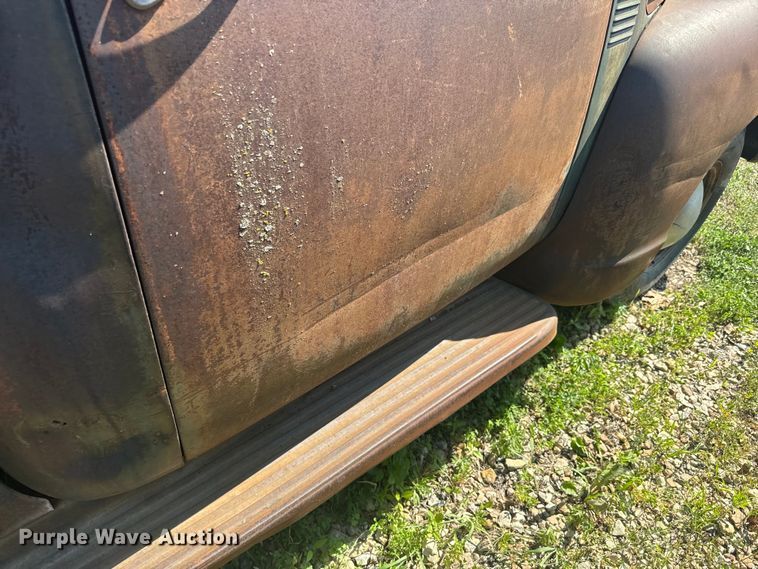 image for item EK1444 1950 Chevrolet  3600 pickup truck