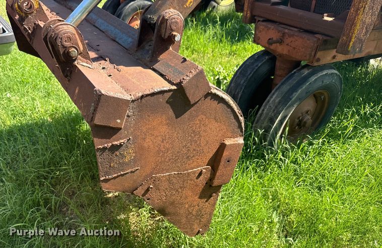 image for item EK1447 Allis Chalmers  WD tractor