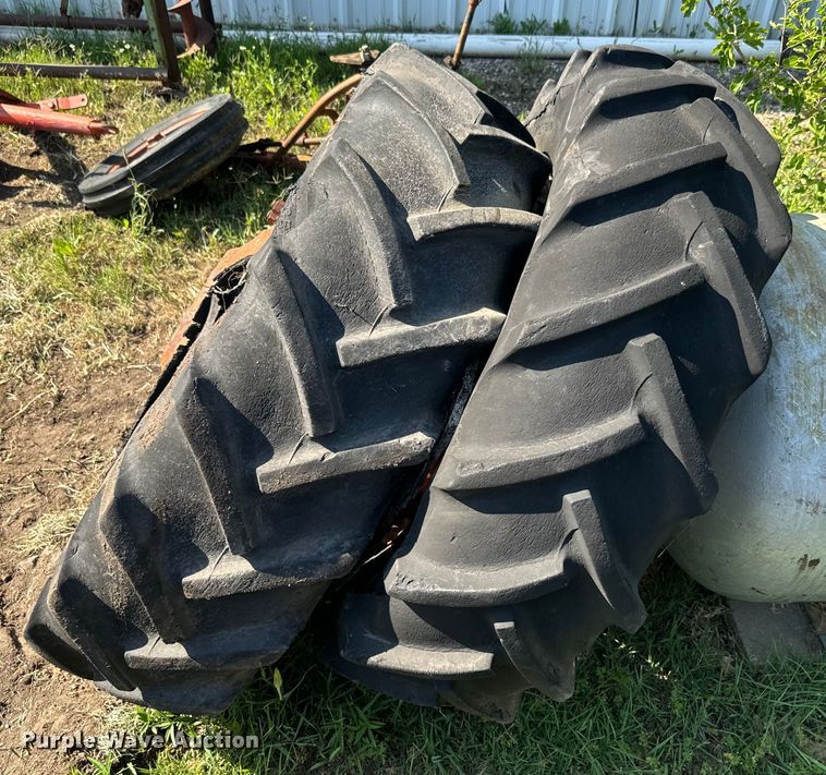 image for item EK1447 Allis Chalmers  WD tractor