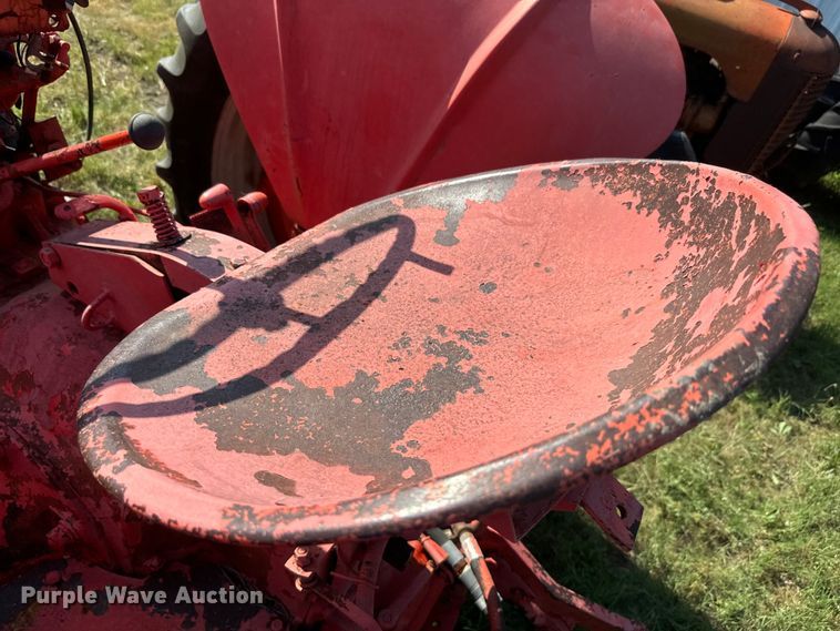 image for item EK1449 Case Dc-4 tractor