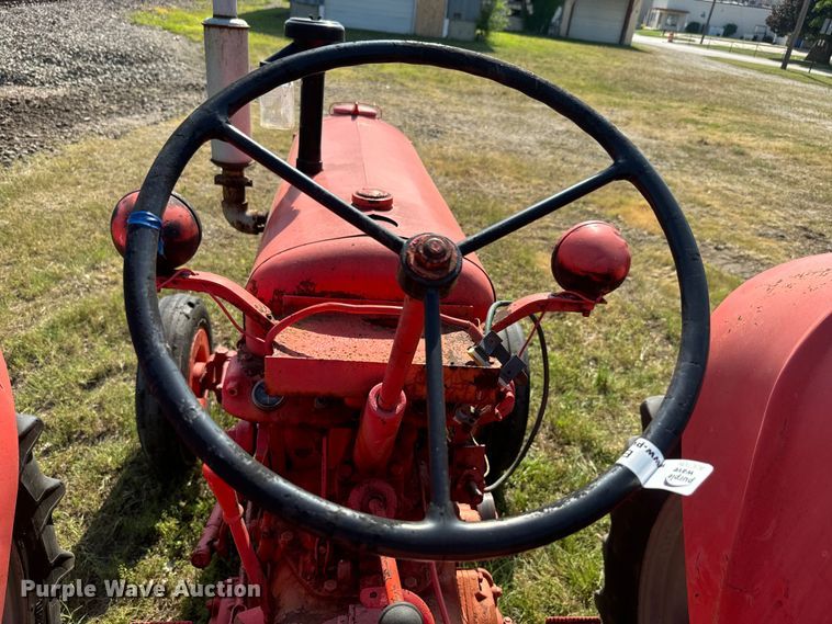 image for item EK1449 Case Dc-4 tractor