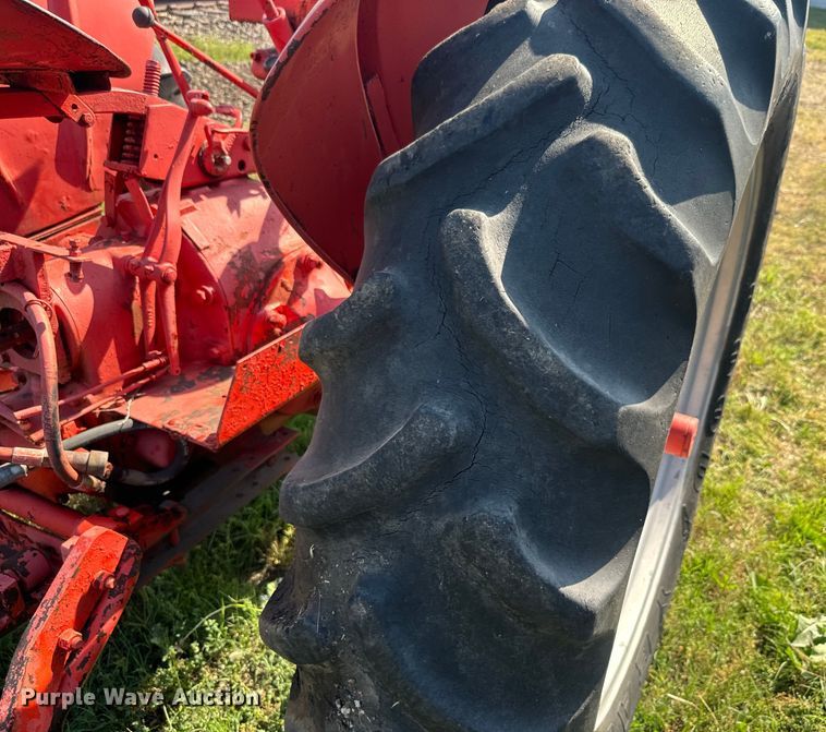 image for item EK1449 Case Dc-4 tractor