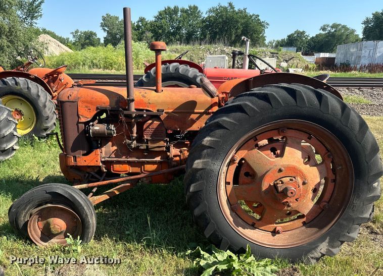 image for item EK1450 Case DC-4 tractor