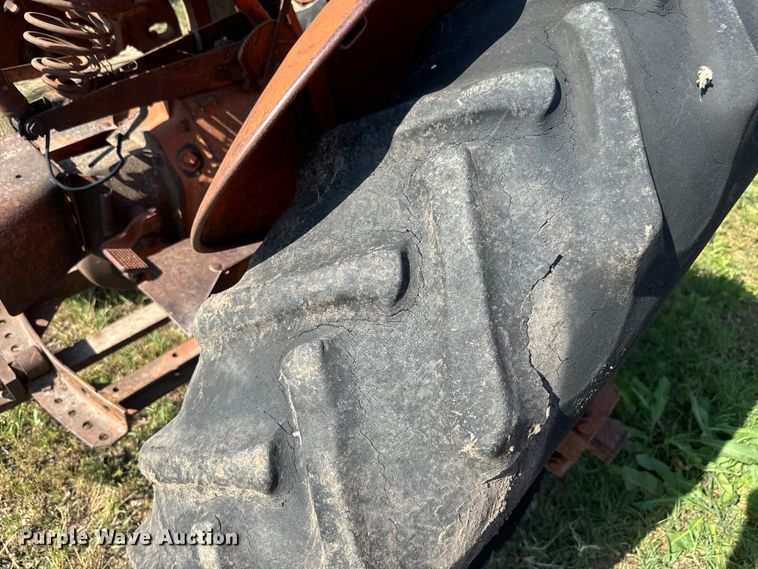 image for item EK1450 Case DC-4 tractor