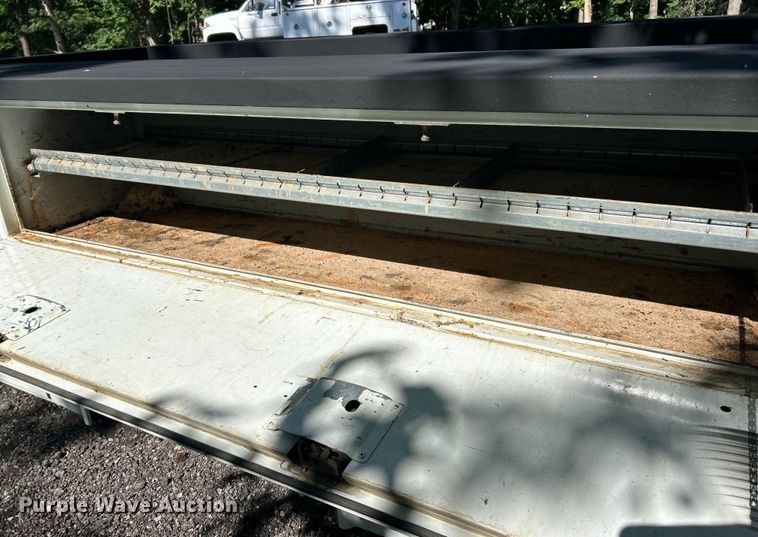 image for item EK4696 Reading utility bed 