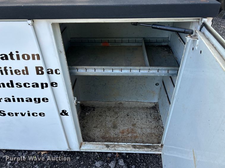 image for item EK4696 Reading utility bed 