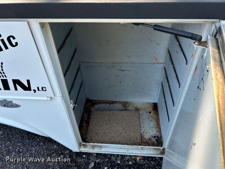 image for item EK4696 Reading utility bed 