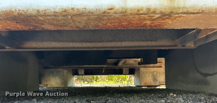 image for item EK4696 Reading utility bed 