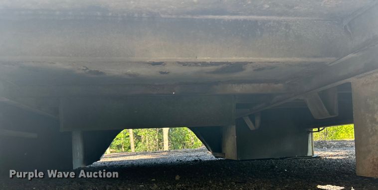 image for item EK4696 Reading utility bed 