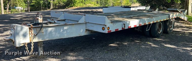 image for item EK4697 1986 Interstate Trailers 10DA equipment trailer