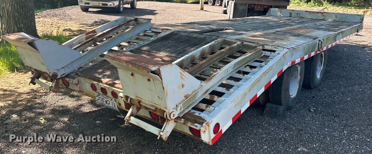 image for item EK4697 1986 Interstate Trailers 10DA equipment trailer