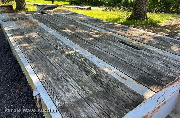 image for item EK4697 1986 Interstate Trailers 10DA equipment trailer