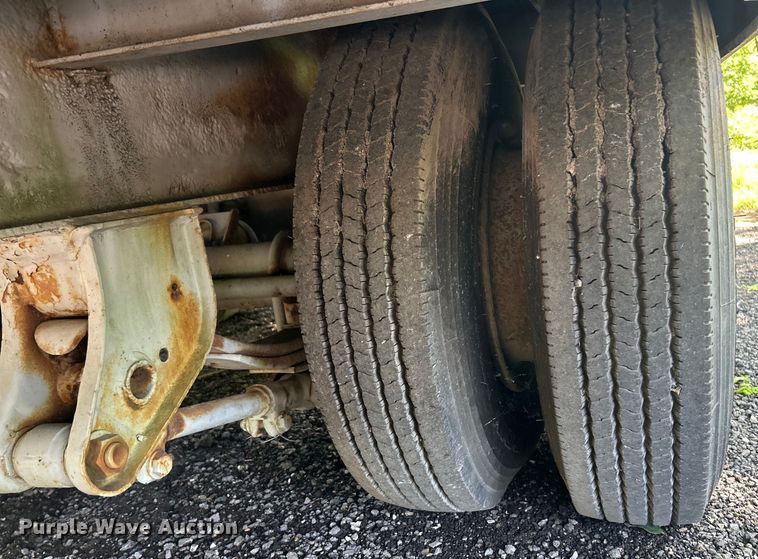 image for item EK4697 1986 Interstate Trailers 10DA equipment trailer