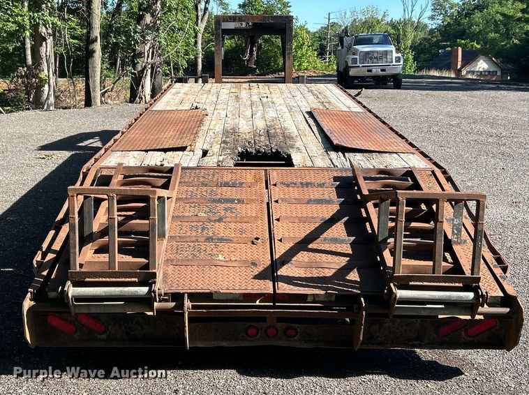 image for item EK4698 2002 Big Bubba equipment trailer