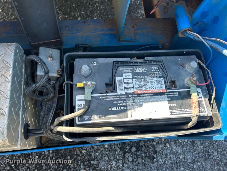 image for item EK4699 2004 Tri-Star Trailers tilt deck equipment trailer