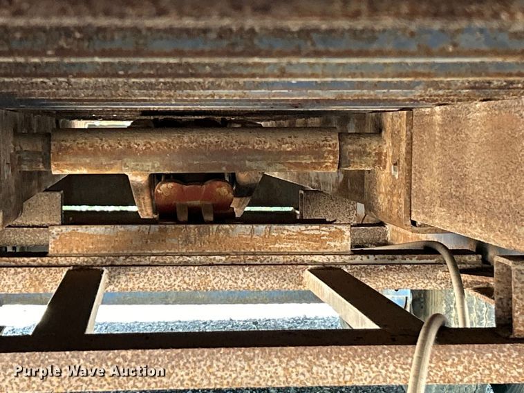 image for item EK4699 2004 Tri-Star Trailers tilt deck equipment trailer