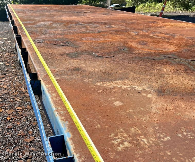 image for item EK4699 2004 Tri-Star Trailers tilt deck equipment trailer