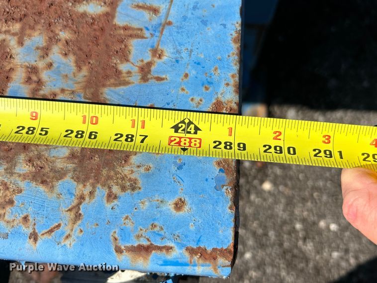 image for item EK4699 2004 Tri-Star Trailers tilt deck equipment trailer