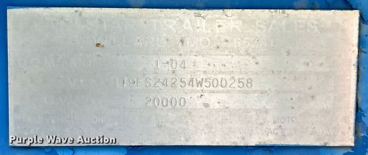 image for item EK4699 2004 Tri-Star Trailers tilt deck equipment trailer