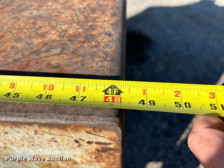 image for item EK4701 (3) fuel tanks