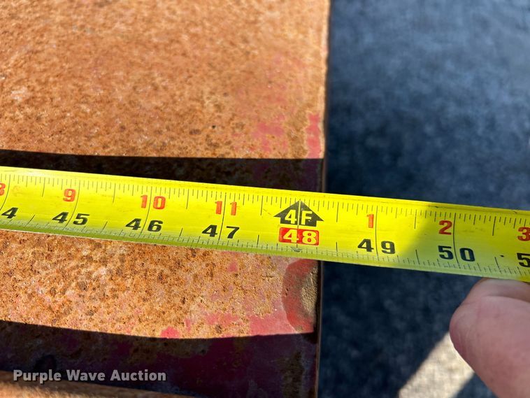 image for item EK4701 (3) fuel tanks