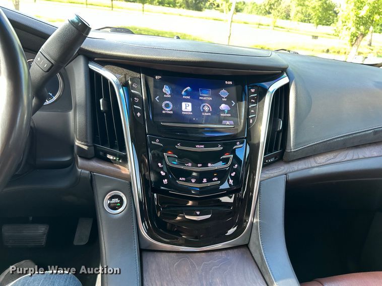 image for item EK4731 2016 Cadillac  Escalade SUV