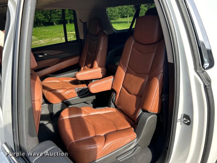 image for item EK4731 2016 Cadillac  Escalade SUV