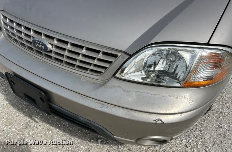 image for item EK4734 2003 Ford Windstar LX van