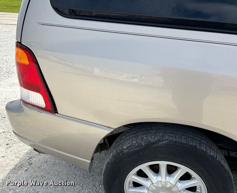 image for item EK4734 2003 Ford Windstar LX van