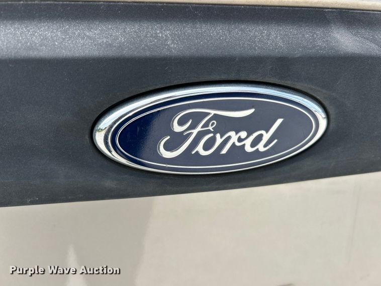 image for item EK4734 2003 Ford Windstar LX van