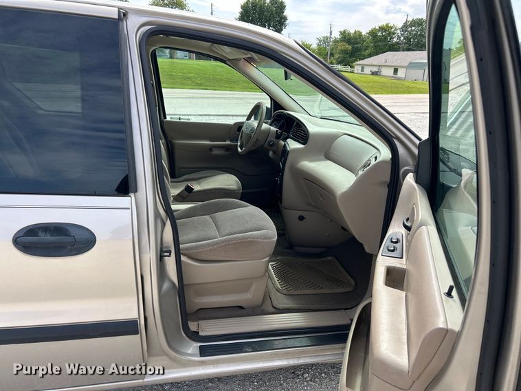 image for item EK4734 2003 Ford Windstar LX van