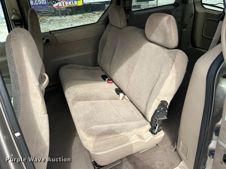 image for item EK4734 2003 Ford Windstar LX van