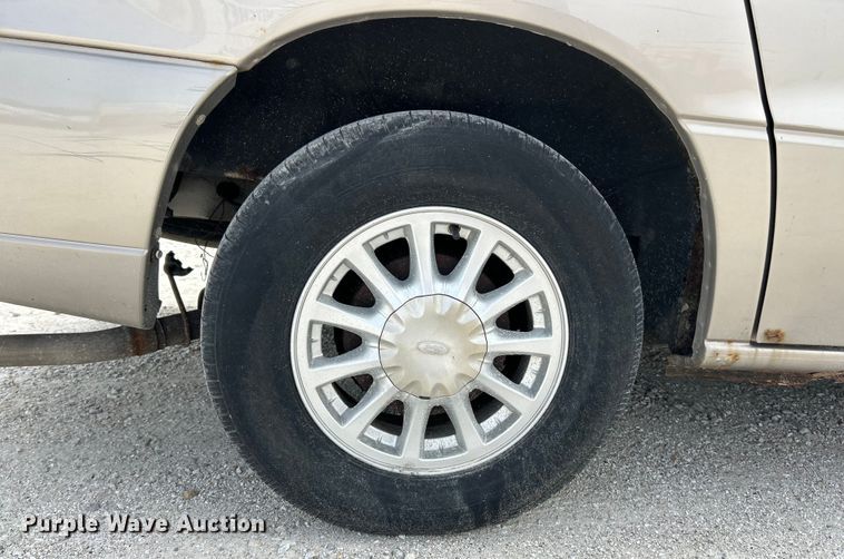 image for item EK4734 2003 Ford Windstar LX van