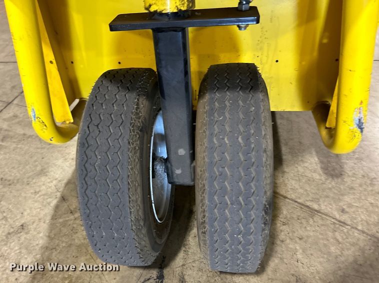 image for item EK4764 Columbia  Stock Chaser IS12-24 utility cart