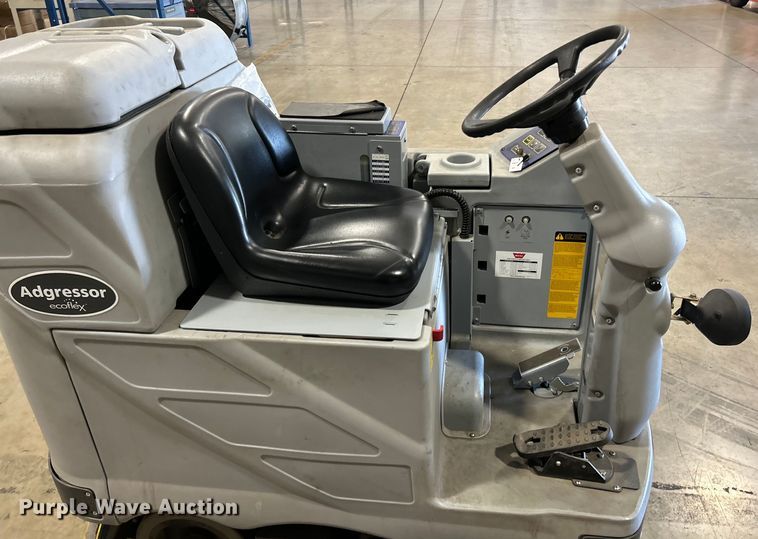 image for item EK4766 Advance  Agressor X3520C floor scrubber