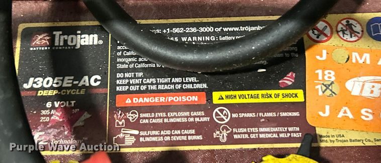 image for item EK4766 Advance  Agressor X3520C floor scrubber