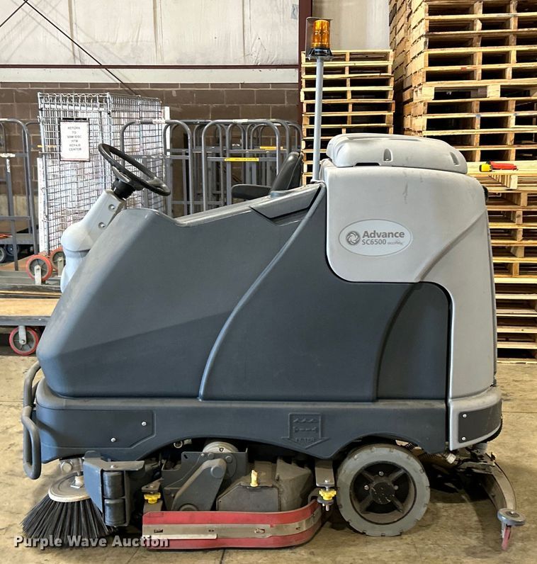 image for item EK4767 Advance  SC6500 45C floor scrubber