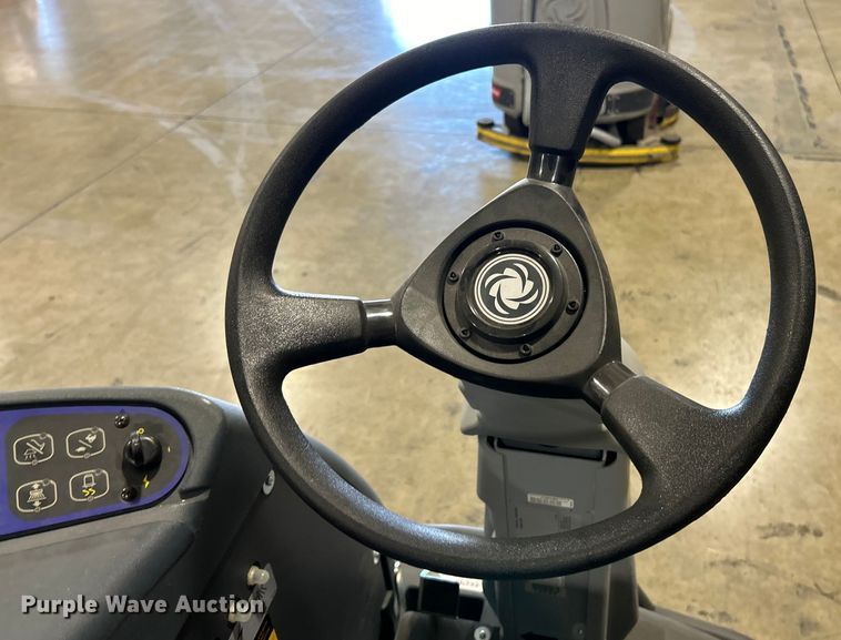 image for item EK4767 Advance  SC6500 45C floor scrubber