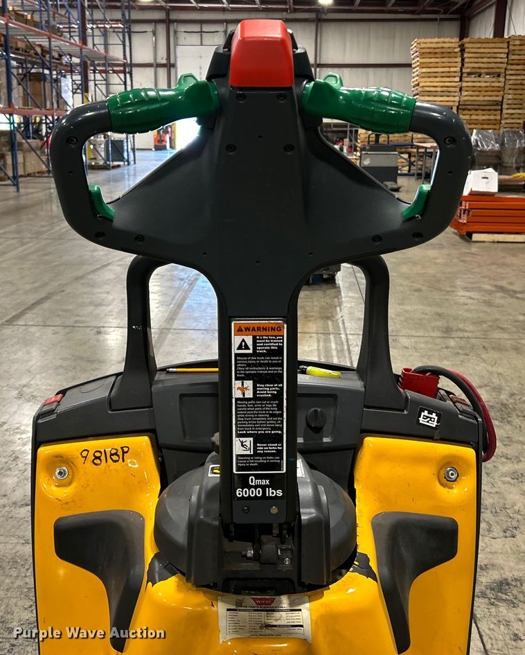 image for item EK4768 Jungheinrich ECR 327 pallet jack