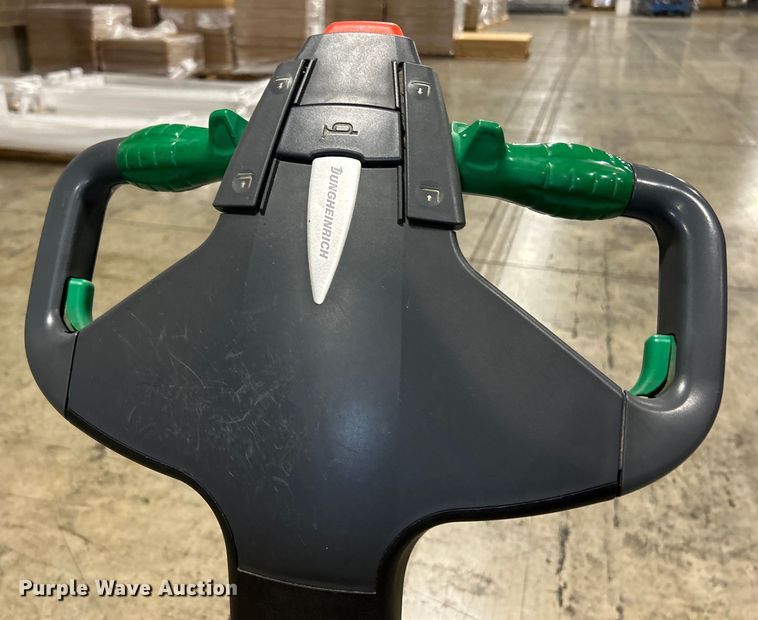 image for item EK4768 Jungheinrich ECR 327 pallet jack